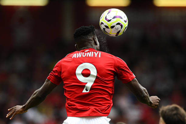 略调整和球 略调整和球